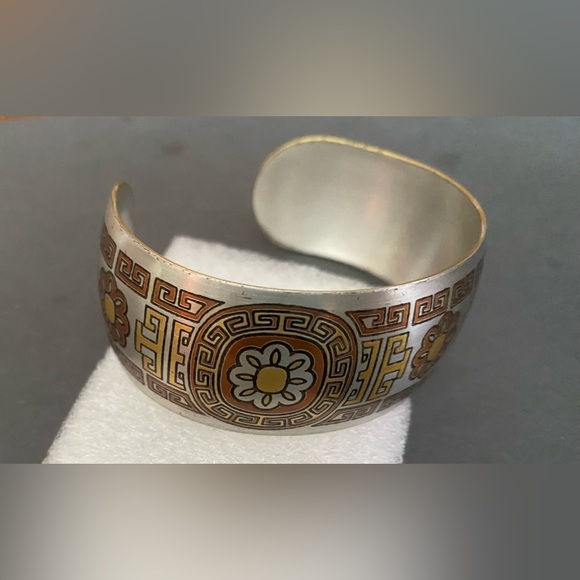 Vintage Reed & Barton Cuff Bracelet - Picture 3 of 10